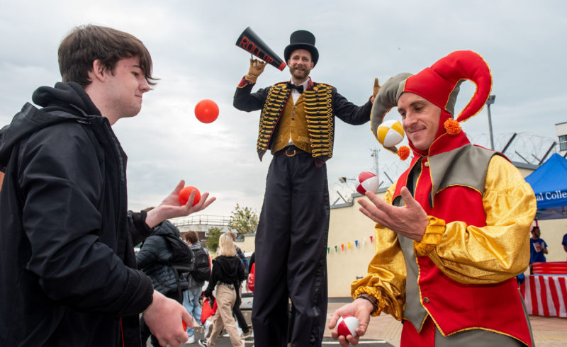 NWRC Freshers Day - jugglers and stilt walker