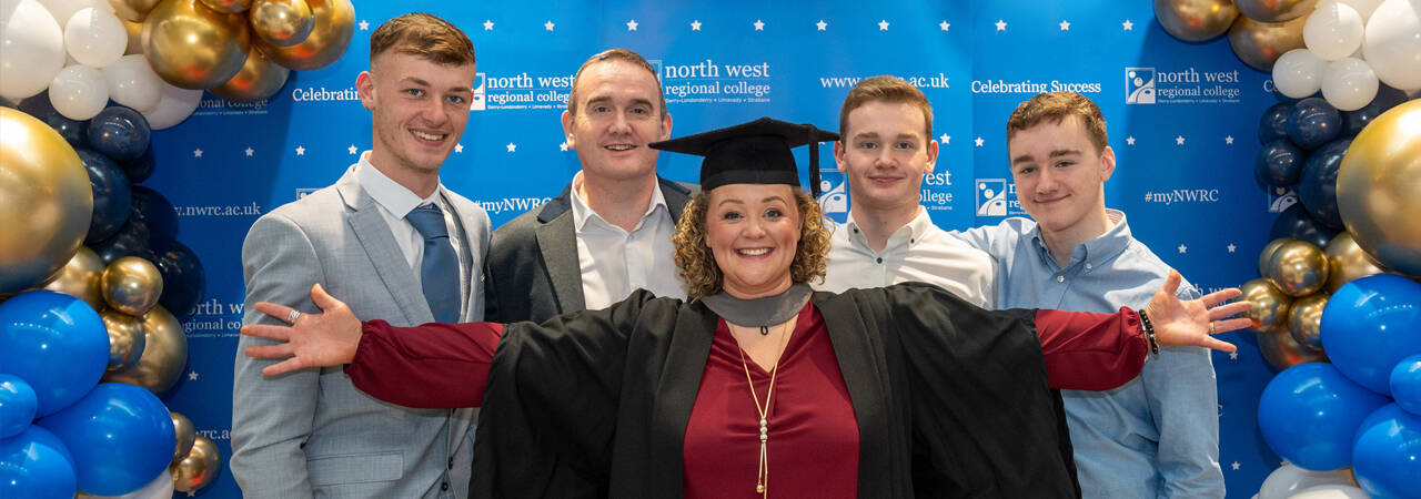 Graduation banner web