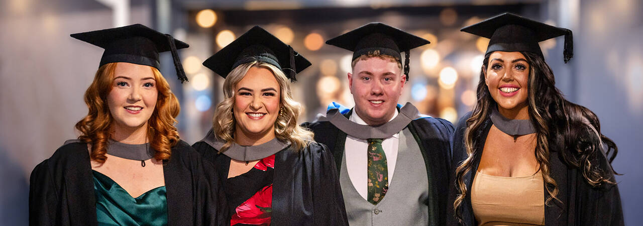 Graduation banner web