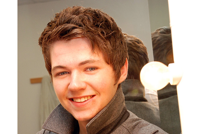 NWRC graduate Damian McGinty lands lead role in movie 'Santa Fake' | North West Regional College