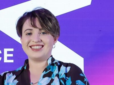 From Waitress to White Coat - Cara completes Foundation Degree in Science